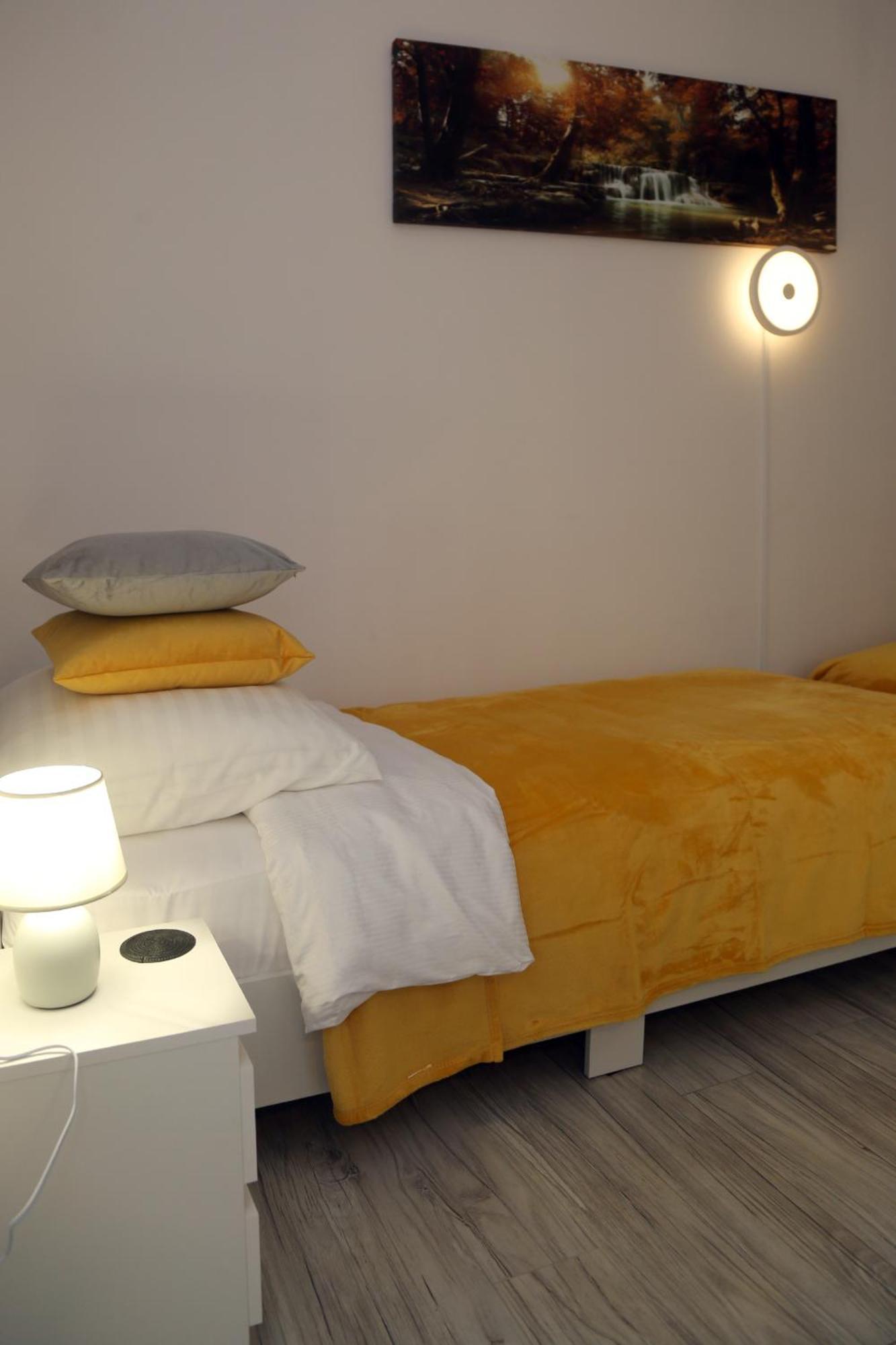 Apartamenty Uniejow "Prywatne Kapiele Termalne" Bagian luar foto